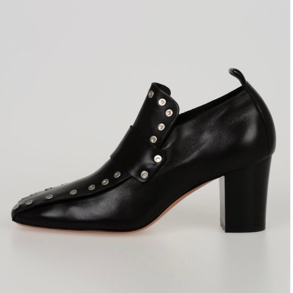 CELINE SOFT LEATHER SLIPPER PUMP 70 STUD DETAIL BLACK LOAFERS SIZE 38.5